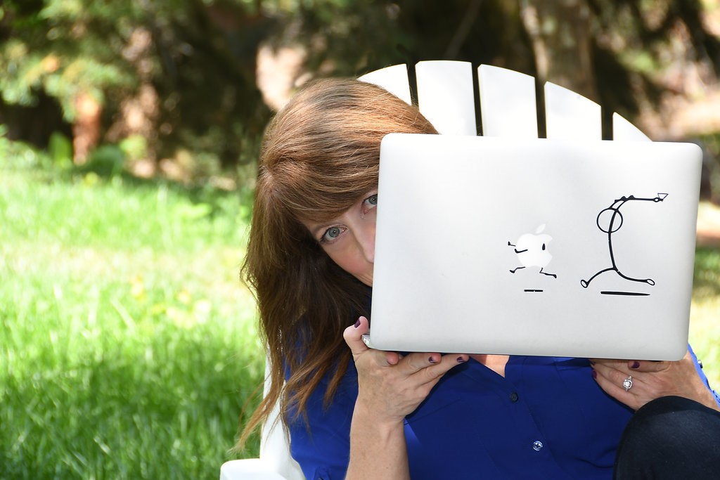 author pic - jill shalvis